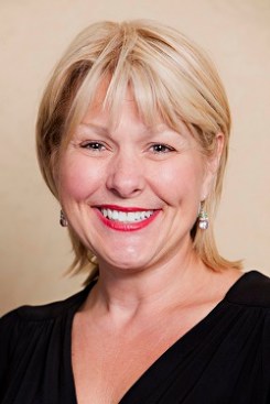 Laura Saull Smith