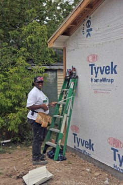 Gorman & Co. and Northcott Neighborhood House have created a workforce development program
to train local residents in construction and demolition work.