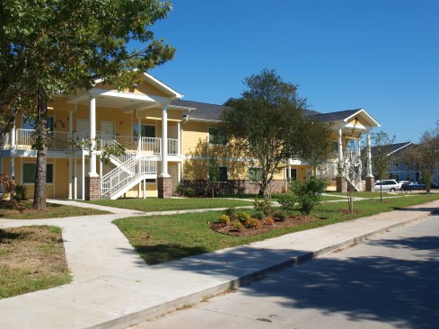Now called Renaissance
Gateway Apartments to signify its rebirth, the development has a permanent
supportive housing contract with the Louisiana Department of Health and
Hospitals to provide 32 affordable rental units for individuals and families at
risk of homelessness and for persons with disabilities.